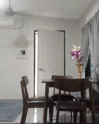 D'Orkid Homestay Kebun baru