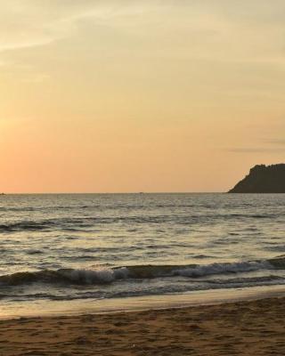 Private Beach Retreat - private beach