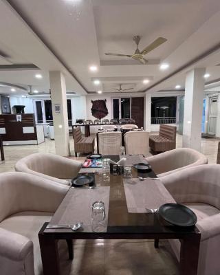 Hotel Tribe View - Away from City Hustle !! Top Rated & Most Awarded Property !! A Peaceful Stay