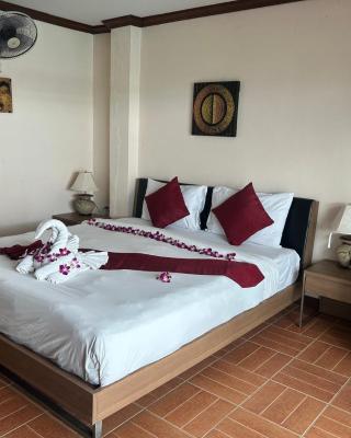 Taj Palace Hotel Patong Beach