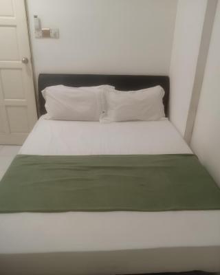 Natol Budget Homestay Rock Road