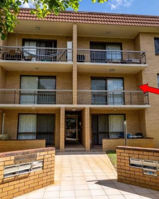 Walk to Surf Beach, Club and Shops - Sands Court Boyd St, Woorim