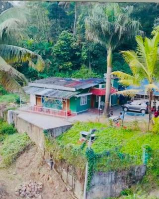 Greenwoods Munnar Unmarried Allowed
