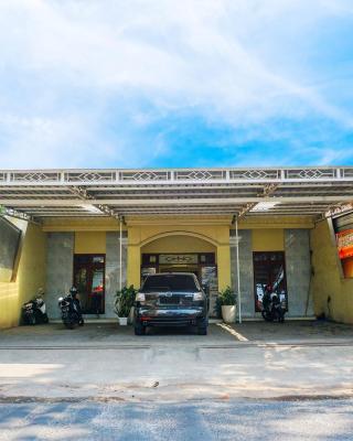 Super OYO Flagship 90723 Berlima Guest House Syariah