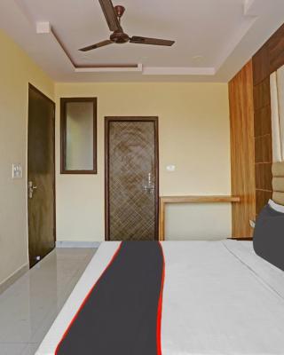 Capital O Mt Corporate Stays Near Iskcon Temple Noida