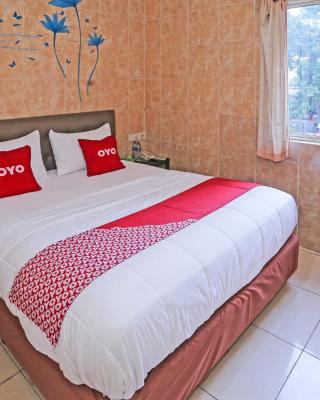 SUPER OYO 92672 Hotel Bsd