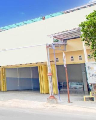Hotel O Alun-Alun Purwokerto Near Gor Satria Purwokerto Formerly Guest House Blessing