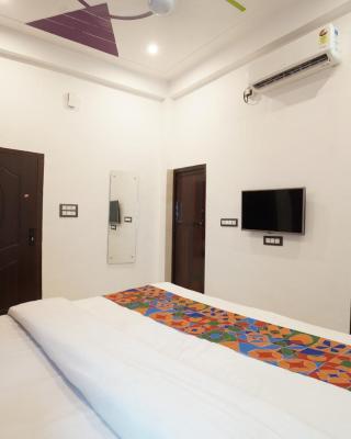 Awadh Royals Hotel