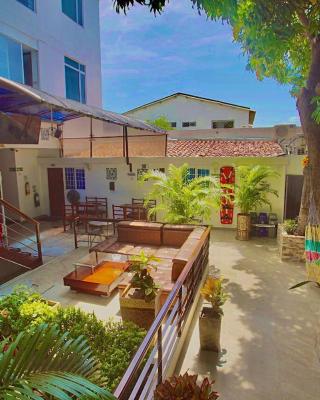 Hotel Ucla Center