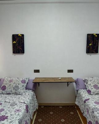 Cozy Room & Modern Amenities 6