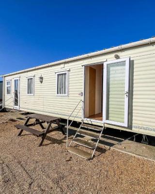 6 Berth Dog Friendly Caravan In Hunstanton In Norfolk Ref 13014L