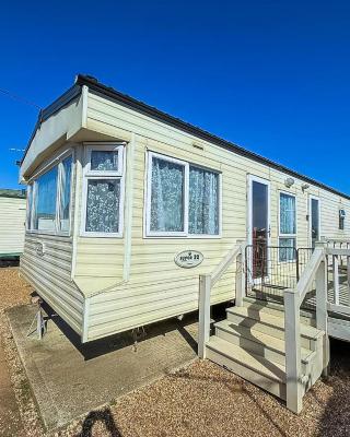 Superb Dog Friendly Caravan With Decking In Hunstanton In Norfolk Ref 13010L