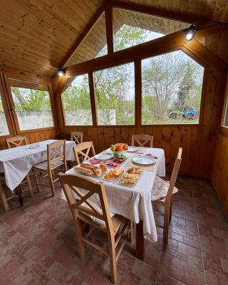 Zeravica Rooms B&B