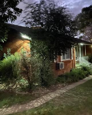 Canberra Hospital Locum Welcome - 2BR House