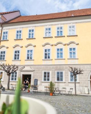 Hostel Králíkárna