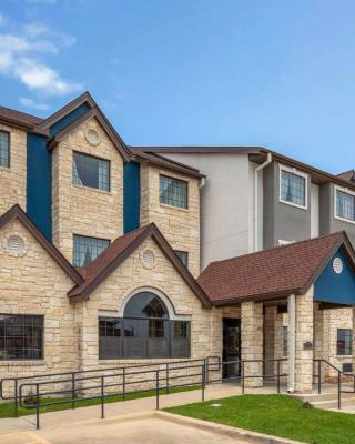Microtel Inn & Suites by Wyndham Buda Austin South