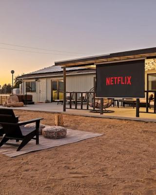 Mojave Moonrise Manor