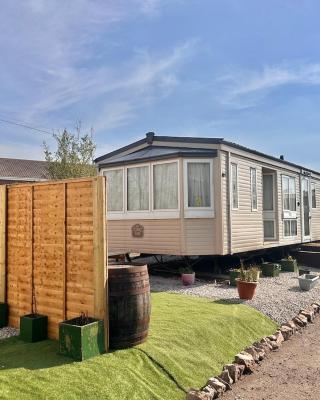 Atlas 2 Bedroom Caravan, Glasgow