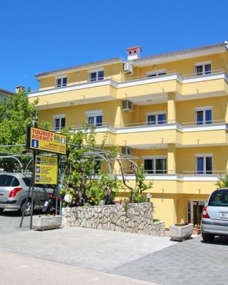 Apartments Brnic