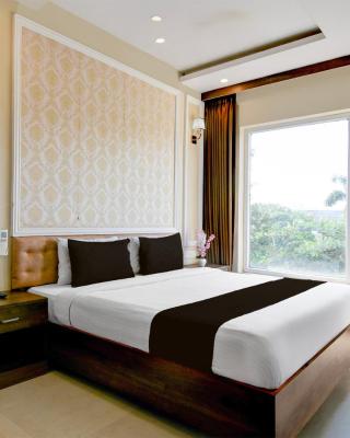 Townhouse OAK Hi5 Hotel Navayug