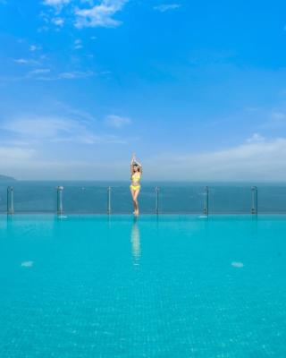 Canvas Danang Beach Hotel