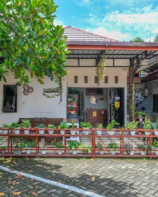 RedDoorz at Sakinah Family Tulungagung