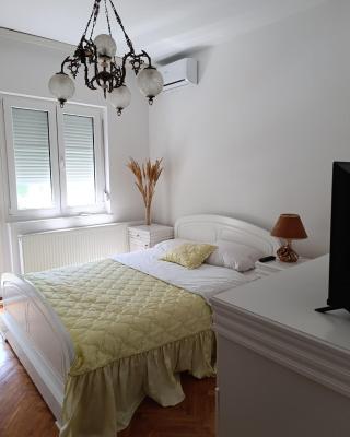 SREMICA - Guest House
