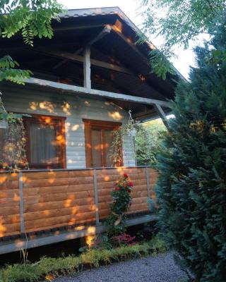 Natura Chalets