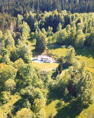 Gîte La Belle Vue, Maison de campagne pour 21 personnes avec vue magnifique
