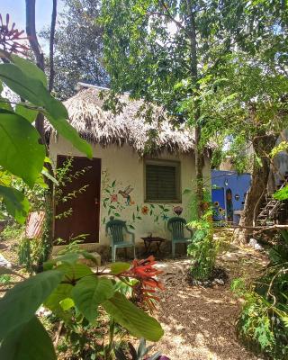 Mayan Bungalow Near Chichén