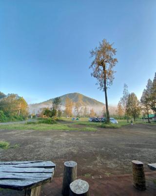 Avrilla Ijen Cool homestay