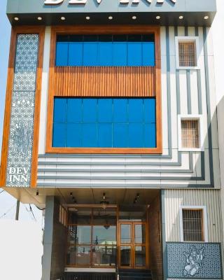 Hotel Dev Inn Ayodhya