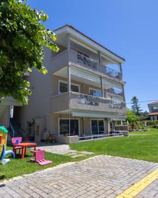 By the Sea Apartments-studios
