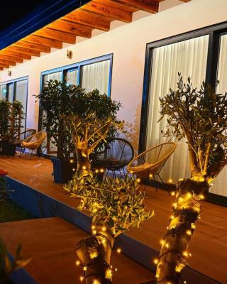 Frenki'S Residence