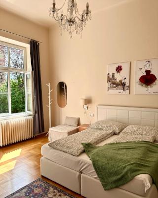 SMARAGD - kleines Apartment mit Balkon - direkt im Zentrum