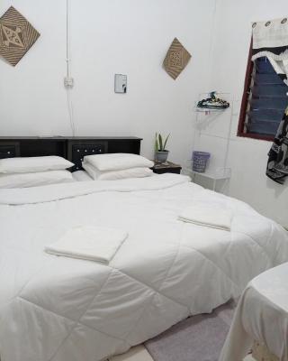 Mulu D Cave Homestay Room 2