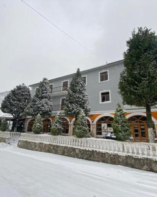 Hotel Bar-Restorant Fresku