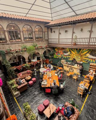 Black Llama Hostel Cusco