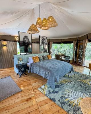 Olkinyei Mara Tented Camp