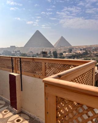 Cheristo pyramids view inn