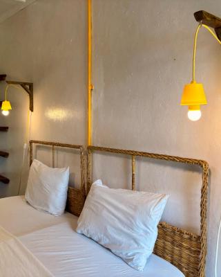 Hera Hostel Diani