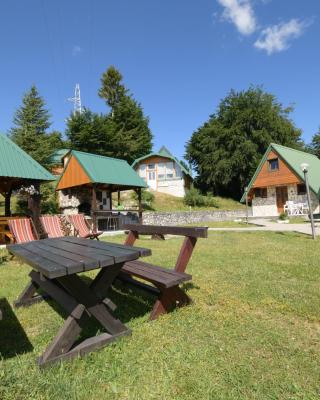 杜米托尔别墅山林小屋