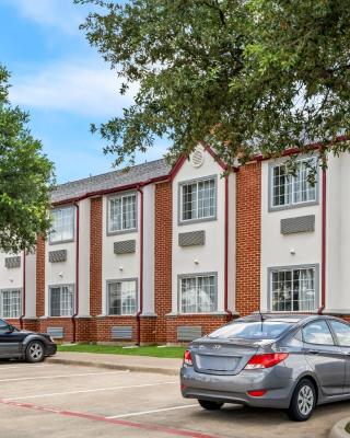 Red Roof Inn & Suites Euless - DFW Airport Southwest