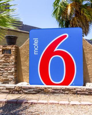 Motel 6 Glendale AZ