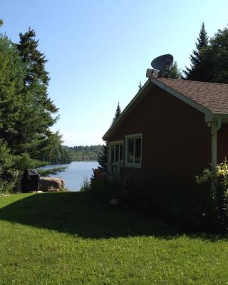 Lakeside Cottage