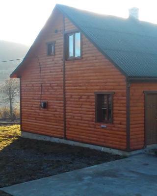 Cottage Ozerniy