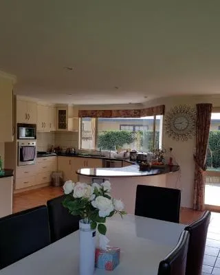 Makepeace Place Homestay