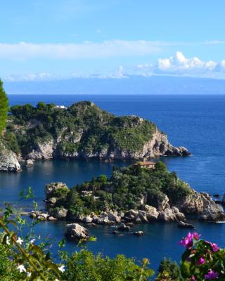 Charming Place Taormina