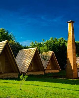 Rooms & Glamping Lana Haus