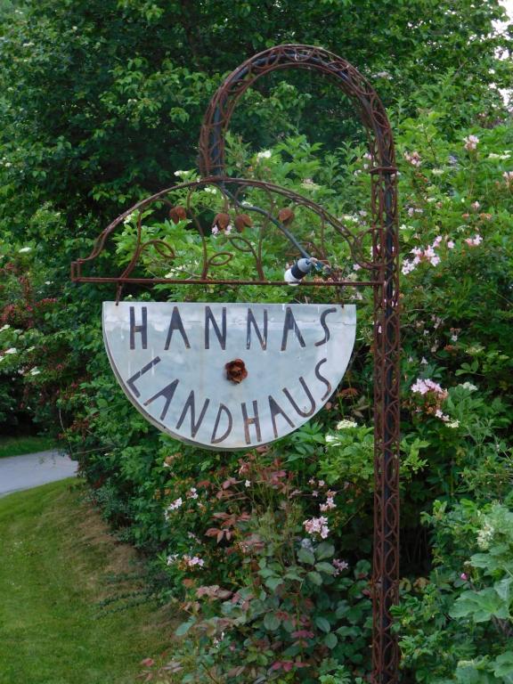 延纳斯多夫哈纳斯兰德豪斯旅馆的读到 ⁇ 在花园里的标志